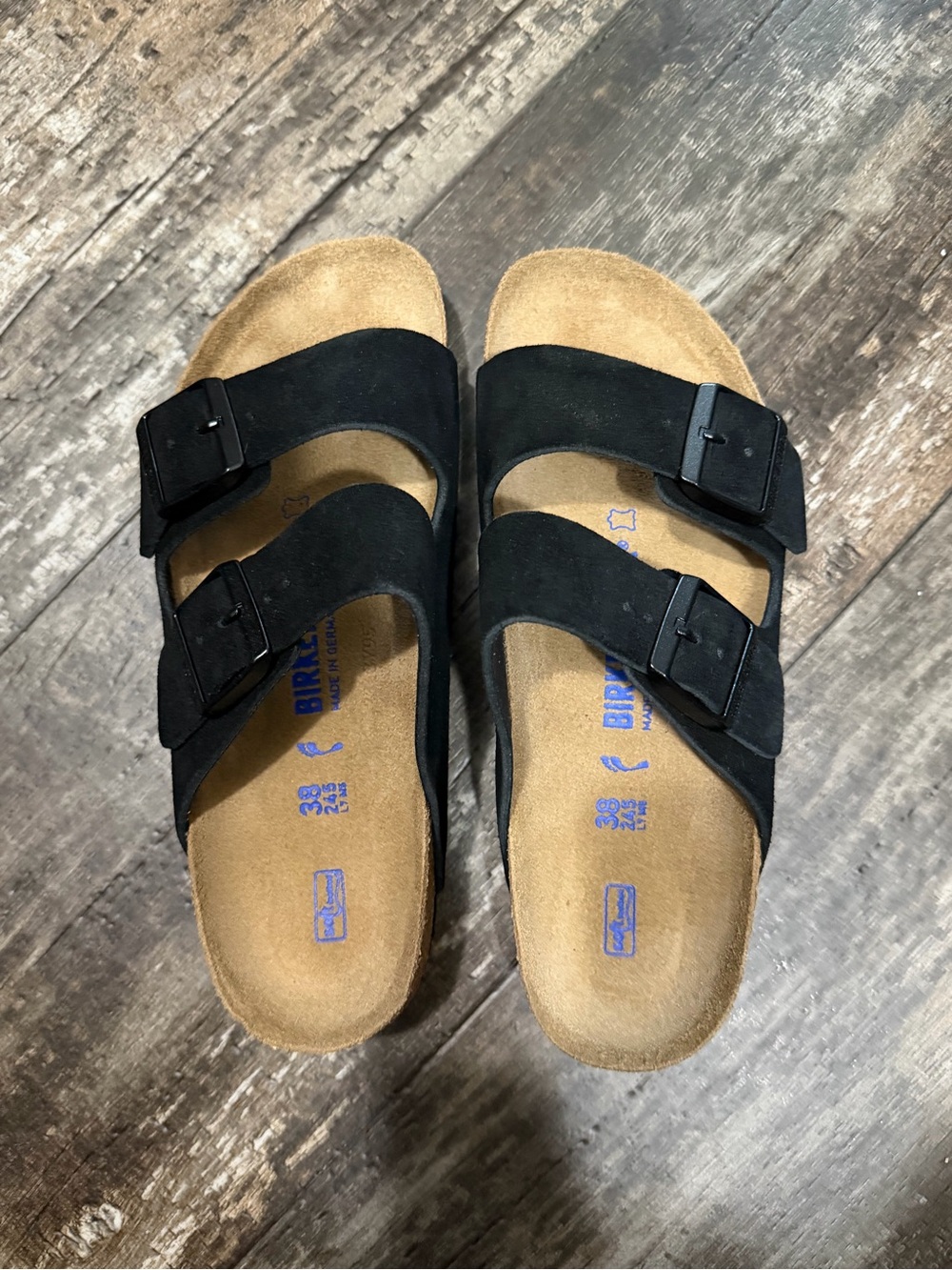 Birkenstock women’s Arizona Suede Double-Buckle Sandal - Black - Picture 5 of 7
